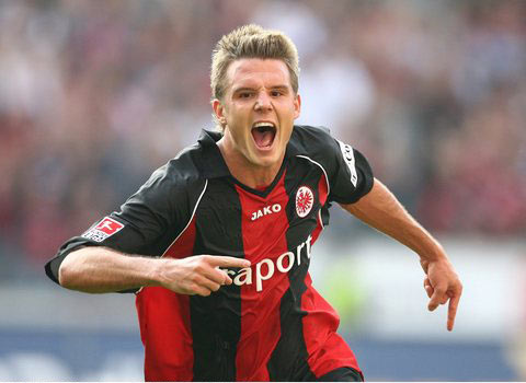 则通过短传 则通过短传